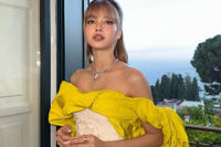 <a href="/doi-song/giai-tri" title="Giải trí" rel="dofollow">Giải trí</a>