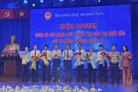<a href="/cong-nghe" title="Công nghệ" rel="dofollow">Công nghệ</a>