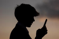 <a href="/cong-nghe" title="Công nghệ" rel="dofollow">Công nghệ</a>