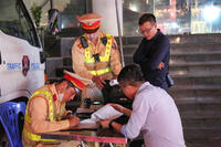 <a href="/doi-song/phap-luat" title="Pháp luật" rel="dofollow">Pháp luật</a>