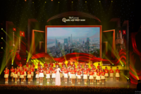 <a href="/doi-song/giai-tri" title="Giải trí" rel="dofollow">Giải trí</a>