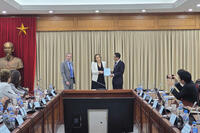 <a href="/nang-luong-xanh" title="Năng lượng xanh" rel="dofollow">Năng lượng xanh</a>