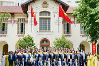 <a href="/nang-luong-xanh" title="Năng lượng xanh" rel="dofollow">Năng lượng xanh</a>