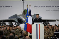 <a href="/thoi-su" title="Thời sự" rel="dofollow">Thời sự</a>