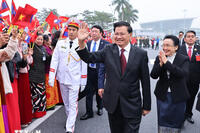 <a href="/thoi-su" title="Thời sự" rel="dofollow">Thời sự</a>