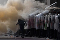 <a href="/thoi-su" title="Thời sự" rel="dofollow">Thời sự</a>