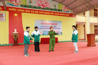 <a href="/doi-song/giao-duc" title="Giáo dục" rel="dofollow">Giáo dục</a>