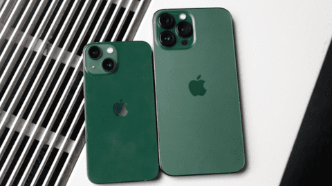 iPhone 13 series màu xanh lục hút khách Việt, iPhone SE 3 2022 "không phải dạng vừa"