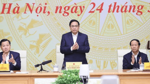 Xốc lại "quả đấm thép" của nền kinh tế