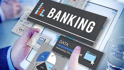 Ngân hàng Việt đẩy mạnh mảng bán lẻ và số hóa