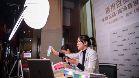 Livestream bán hàng ngày càng phát triển tại Trung Quốc
