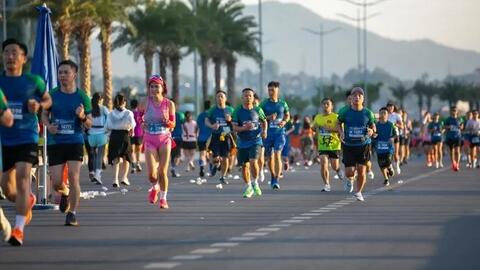 Quảng Ninh: Sôi động giải Marathon quốc tế Di sản Hạ Long 2023