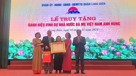 Truy tặng danh hiệu vinh dự Nhà nước “Bà mẹ Việt Nam Anh hùng”