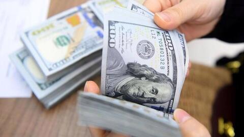 Nóng: Giá USD ngân hàng tăng kịch trần, vượt giá bán can thiệp của NHNN