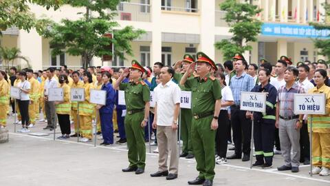Huyện Thường Tín tổ chức thi nghiệp vụ chữa cháy và cứu nạn, cứu hộ