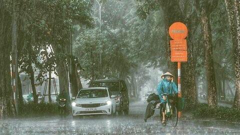 Mưa lớn dồn dập về cuối năm, đặc biệt là khu vực Trung Bộ