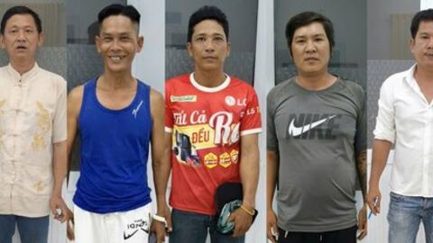 Lừa bán “đá thiên thạch” với giá 2 tỷ đồng, 5 đối tượng bị bắt giữ