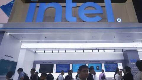 “Tượng đài” công nghệ Intel: Sụp đổ hay vững vàng trước sóng gió?