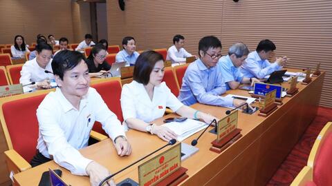 Hà Nội xem xét, ban hành quy định ngừng cung cấp điện, nước