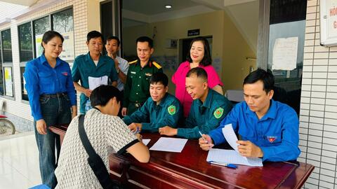 Thanh niên thị xã Sơn Tây sẵn sàng nhập ngũ