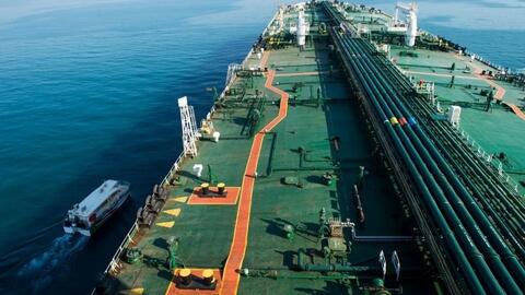 Mỹ tăng cường trừng phạt, dầu thô từ quốc gia thành viên OPEC chảy sang khách hàng lớn nhất trong BRICS bị chặn đứng, giá tăng vọt