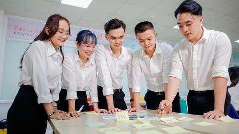 Giữa làn sóng sa thải ở nhiều ngân hàng, ngành Fintech lên ngôi?