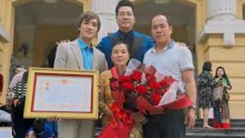 Một gia đình quê Đông Anh có 2 anh em là NSND, một người là tiến sĩ, Phó Giám đốc Học viện Âm nhạc