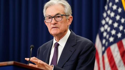 FED giữ nguyên lãi suất lần thứ tư liên tiếp, nhưng để ngỏ khả năng cắt giảm