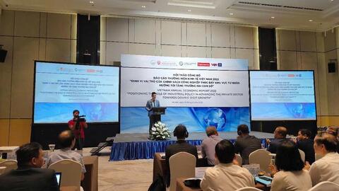 Báo cáo thường niên kinh tế Việt Nam 2025: Khẳng định vai trò khu vực tư nhân