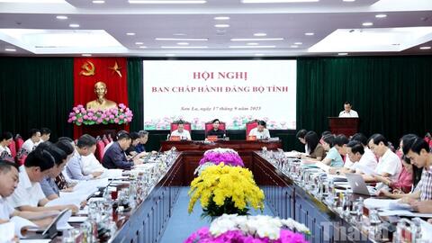 Thông qua dự thảo các văn kiện trình Đại hội đại biểu Đảng bộ tỉnh Sơn La lần thứ XVI