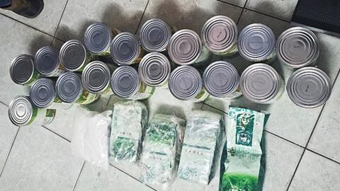 Giấu ma túy trong thực phẩm, 90 người bị bắt