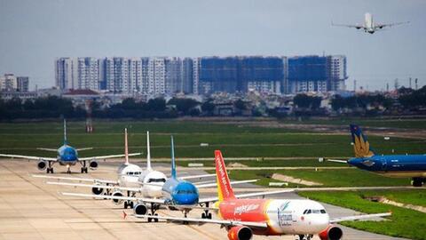 Khách bay tăng mạnh, Cục Hàng không Việt Nam đề xuất tăng chuyến