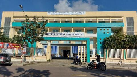 Nhân viên y tế ở Quảng Nam bị nợ lương nhiều tháng, không dám nghĩ đến Tết