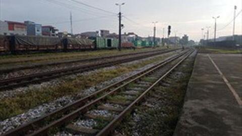 Gỡ 'điểm nghẽn' hạ tầng cho vận tải đường sắt liên vận