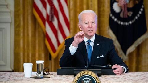 Tổng thống Biden gọi phóng viên là "thằng khốn ngu ngốc" khi bị hỏi về lạm phát