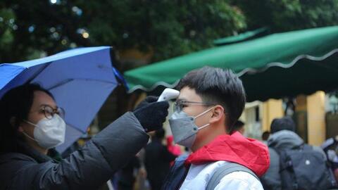 Hà Nội: Vừa đến lớp học trực tiếp học sinh phải quay về vì có F0