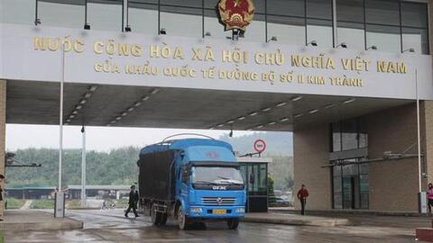 Cửa khẩu quốc tế Kim Thành tạm ngừng xuất khẩu hàng hóa