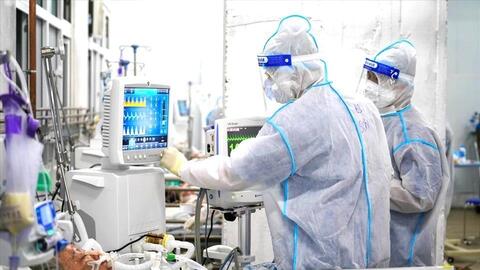 Chưa nhận phí điều trị COVID-19, các bệnh viện vẫn gồng mình chống dịch