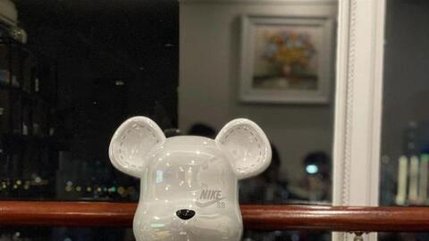 Cơn sốt đầu tư hàng hiệu: Ngon ăn đến đâu mà Gen Z vay nóng - tín dụng rót tiền, lỗ trăm triệu/ tuần vẫn theo cho đến cùng?