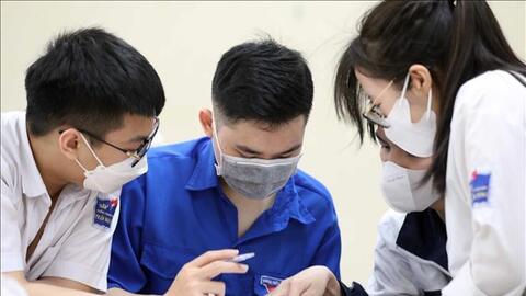 Thí sinh bắt đầu thử đăng ký dự thi tốt nghiệp Trung học Phổ thông trực tuyến