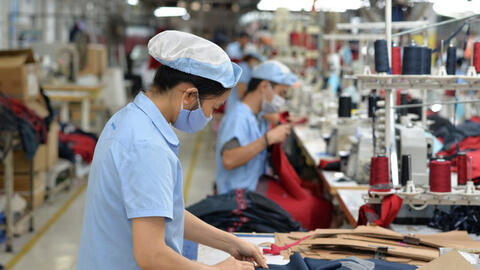 Kim ngạch xuất khẩu dệt may cán mốc 23 tỷ USD