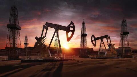 Dầu tiếp tục giảm do lo ngại nâng lãi suất Mỹ