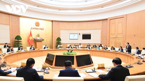 Thủ tướng: Đột phá chiến lược về hoàn thiện thể chế là nhiệm vụ trọng yếu