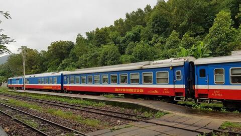 Ngành đường sắt TP. HCM tăng cường tàu phục vụ nhu cầu Tết