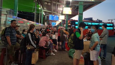 TP Hồ Chí Minh: Giá vé xe tăng không quá 60% dịp Tết