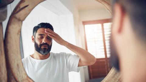 Nghiên cứu từ Úc: Ngủ kiểu này chẳng khác nào tự hại mình, làm tăng nguy cơ sa sút trí tuệ tới 53%