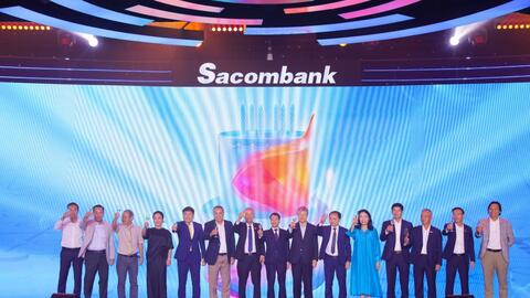Sacombank đón tuổi 32 với nhiều thành quả ấn tượng