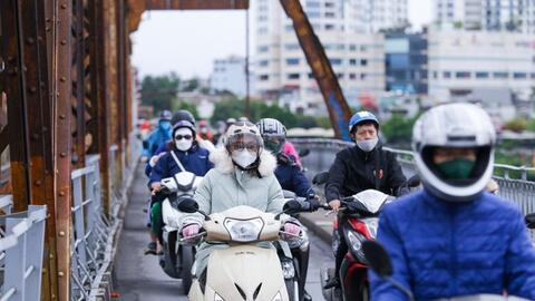 Miền Bắc tăng nhiệt mạnh, miền Trung tiếp tục mưa dông