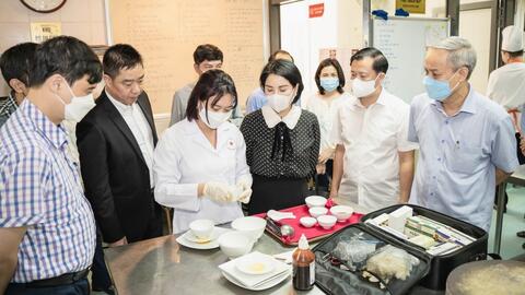 Đảm bảo an toàn thực phẩm dịp Tết và mùa lễ hội