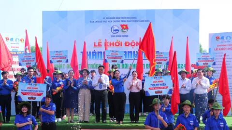 Bình Dương: Khởi động Tháng Thanh niên và phát động Tết trồng cây